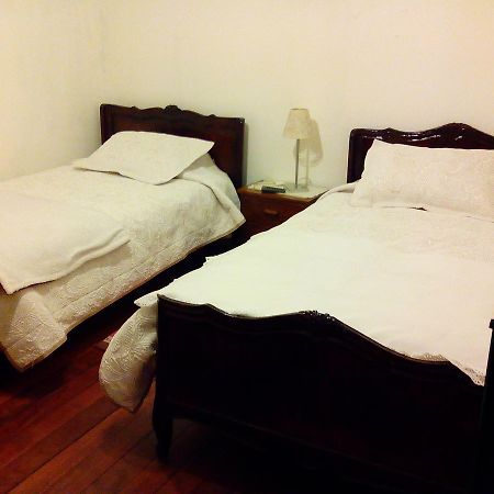 Alojamiento Alberto Magno Bed & Breakfast Santiago Ngoại thất bức ảnh