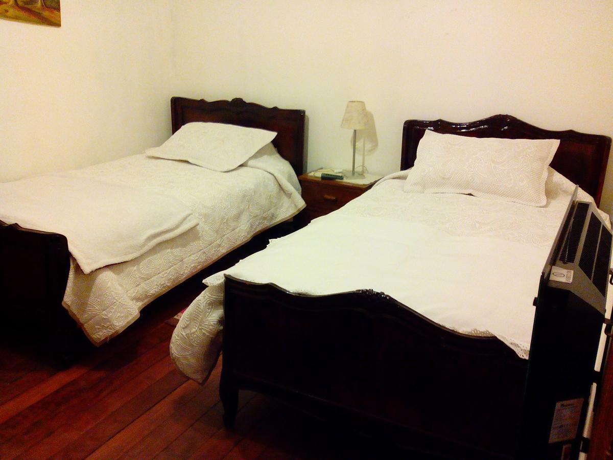 Alojamiento Alberto Magno Bed & Breakfast Santiago Ngoại thất bức ảnh